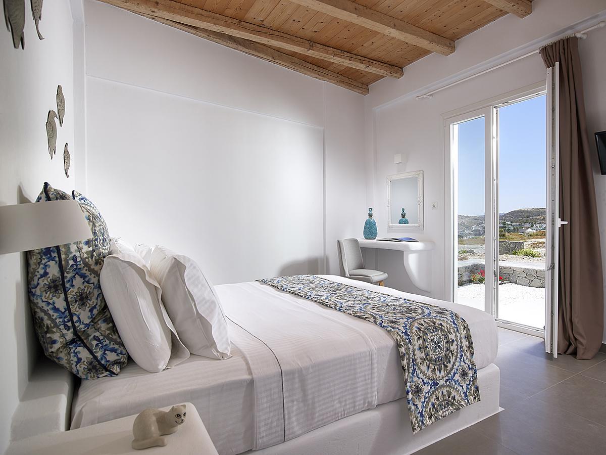 Lithos Luxury Rooms (Adults Only) Adamantas  ภายนอก รูปภาพ