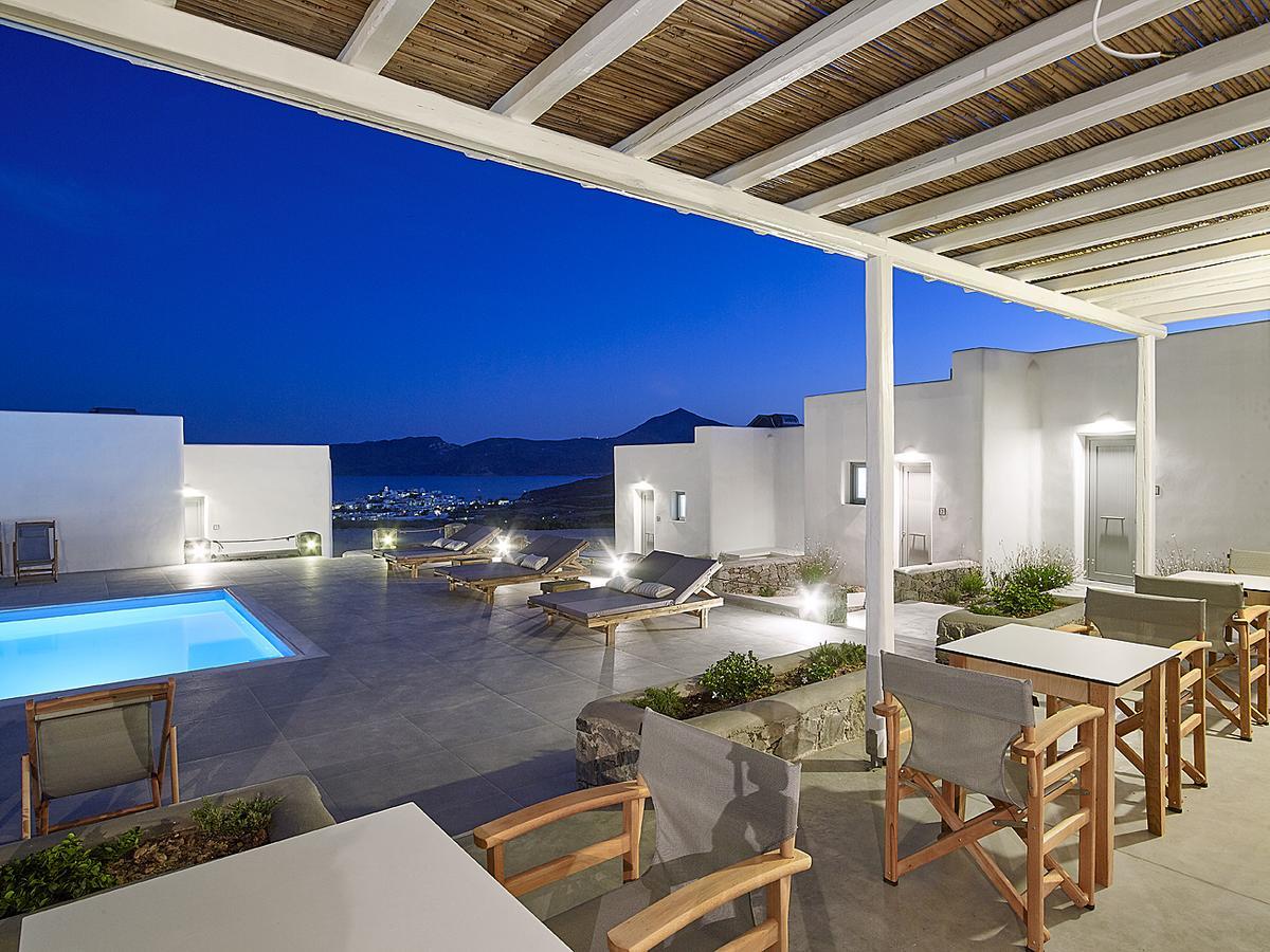 Lithos Luxury Rooms (Adults Only) Adamantas  ภายนอก รูปภาพ