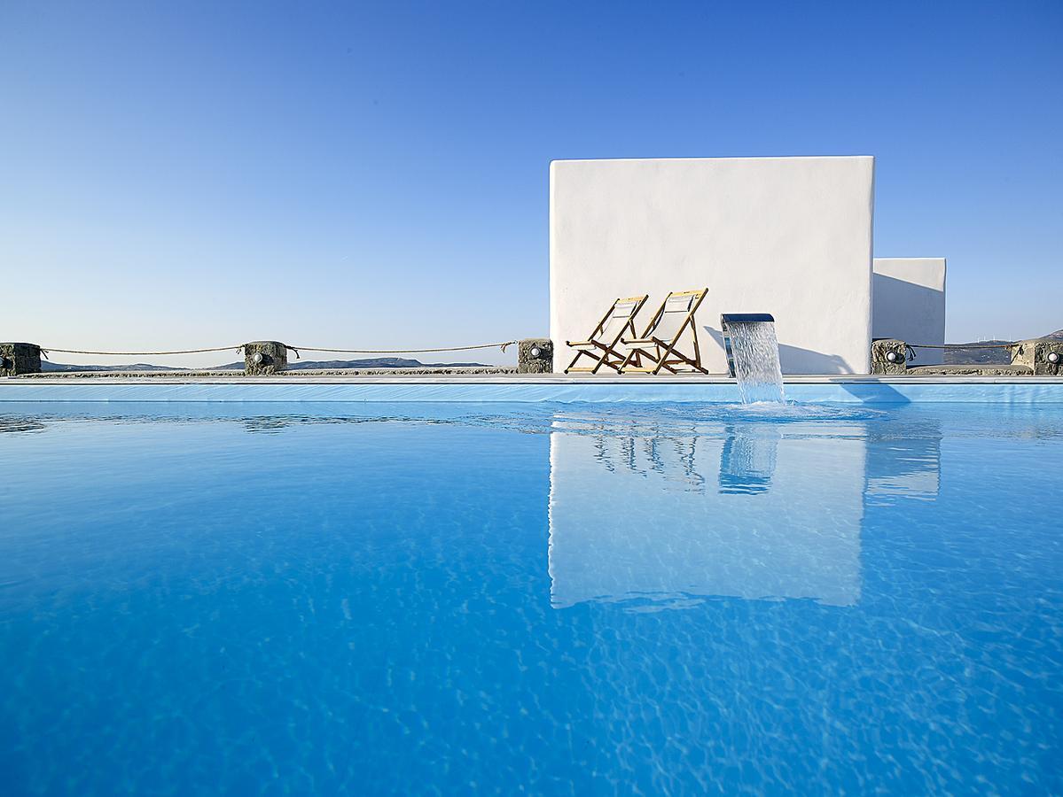 Lithos Luxury Rooms (Adults Only) Adamantas  ภายนอก รูปภาพ
